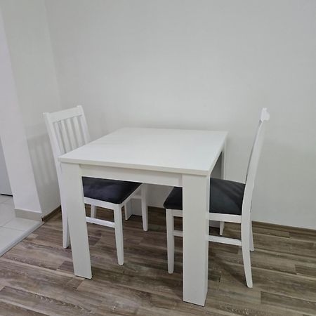 Apartman Tolosi Подгорица Екстериор снимка